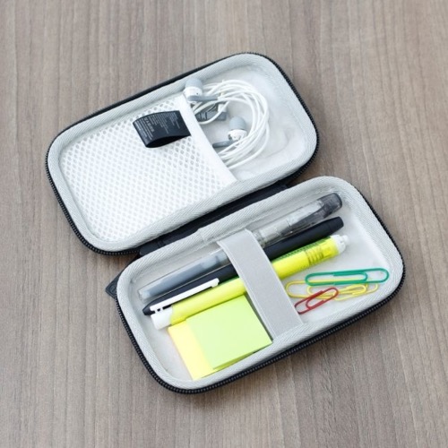 ESTUCHE MULTIUSOS FUGU